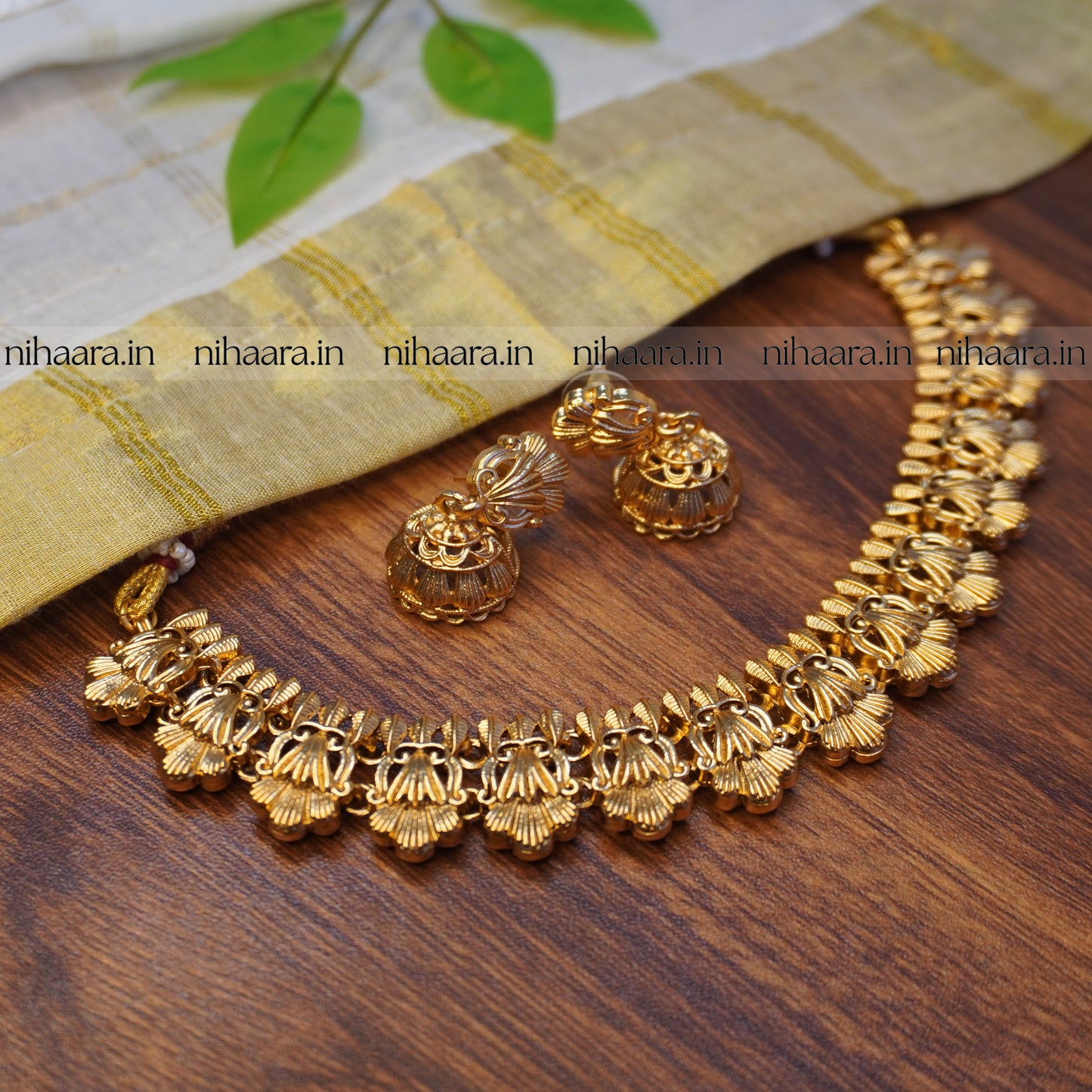 Traditional Gold Paksha Necklace Set NA747