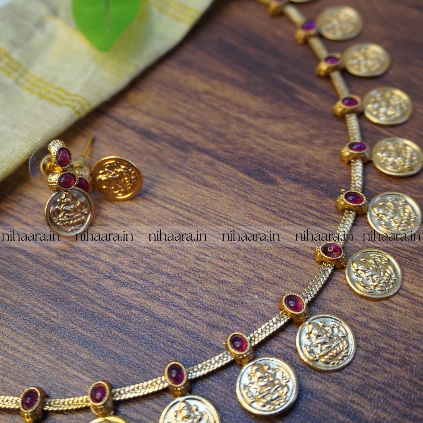Traditional Antique Lakshmi Coin Necklace Set - Red NA751