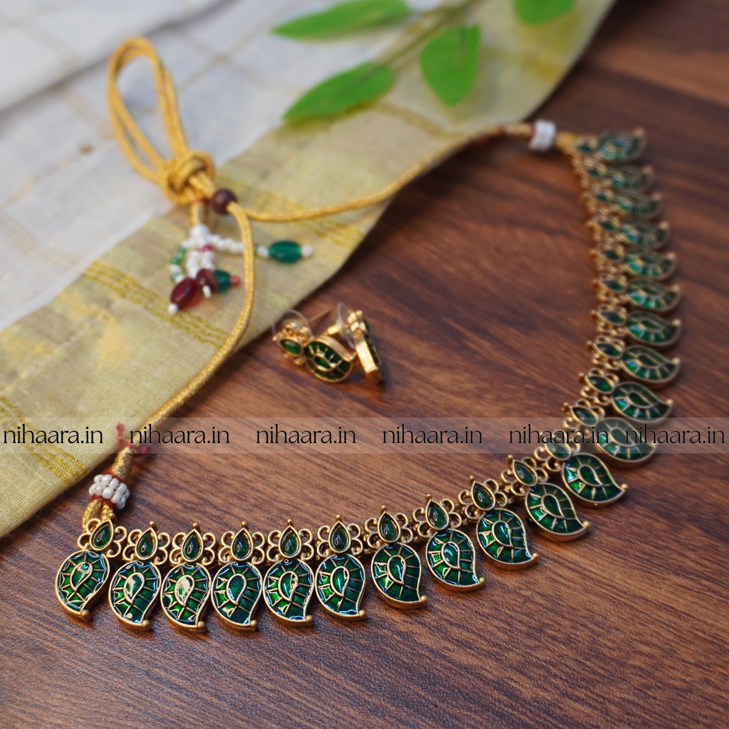 Traditional Gold Aamra Necklace Set - Green NA753
