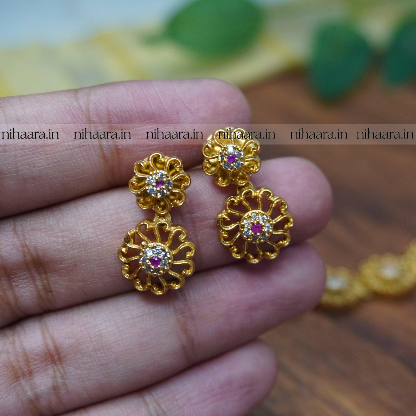 Gold Kamalam Necklace Set - Red NA709