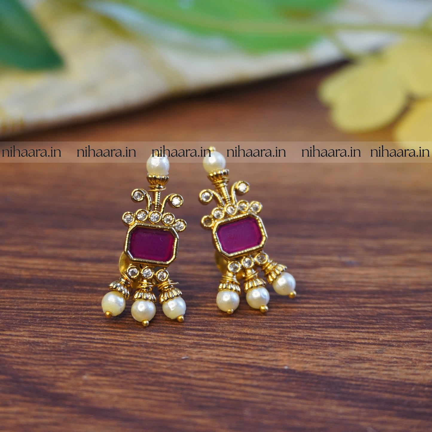 Gold Antique Roopa Choker Set NA732