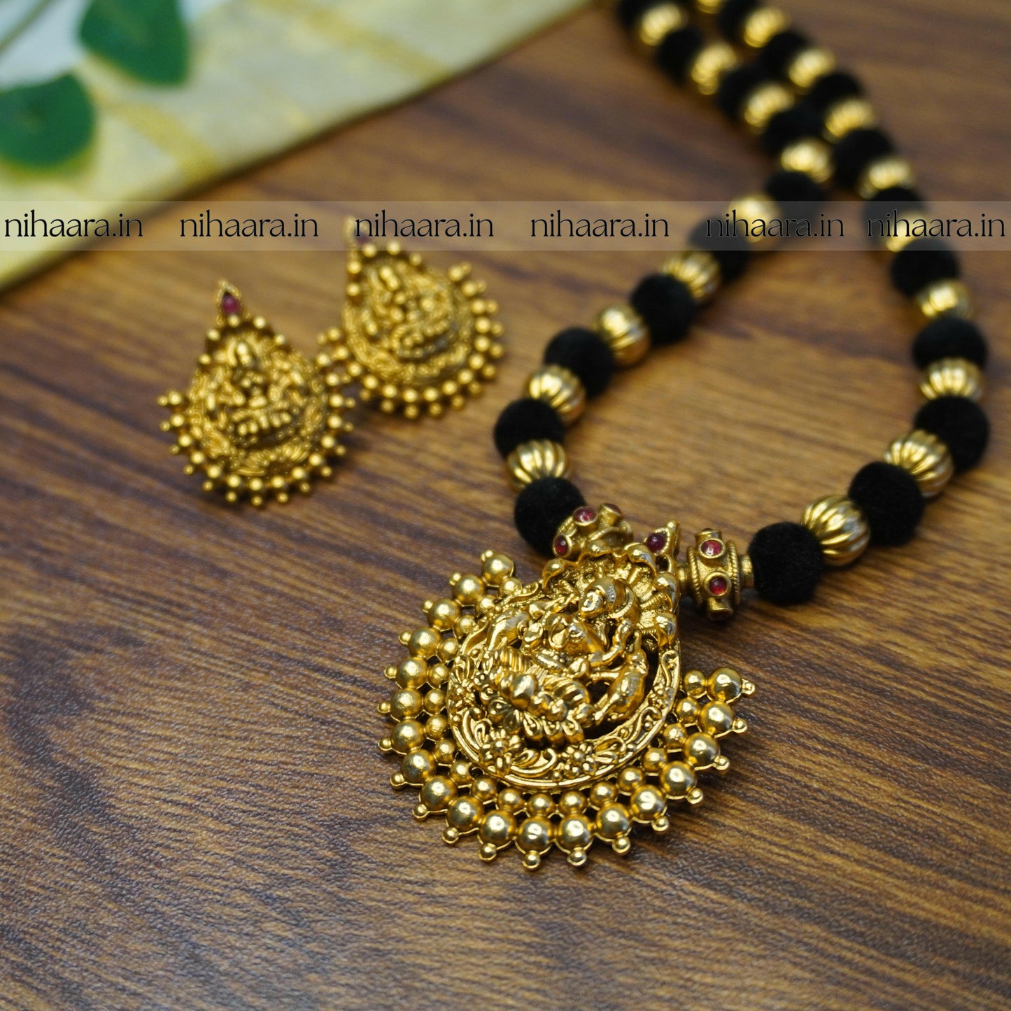 Antique Gold Velvet Lakshmi Haaram - Black NA704