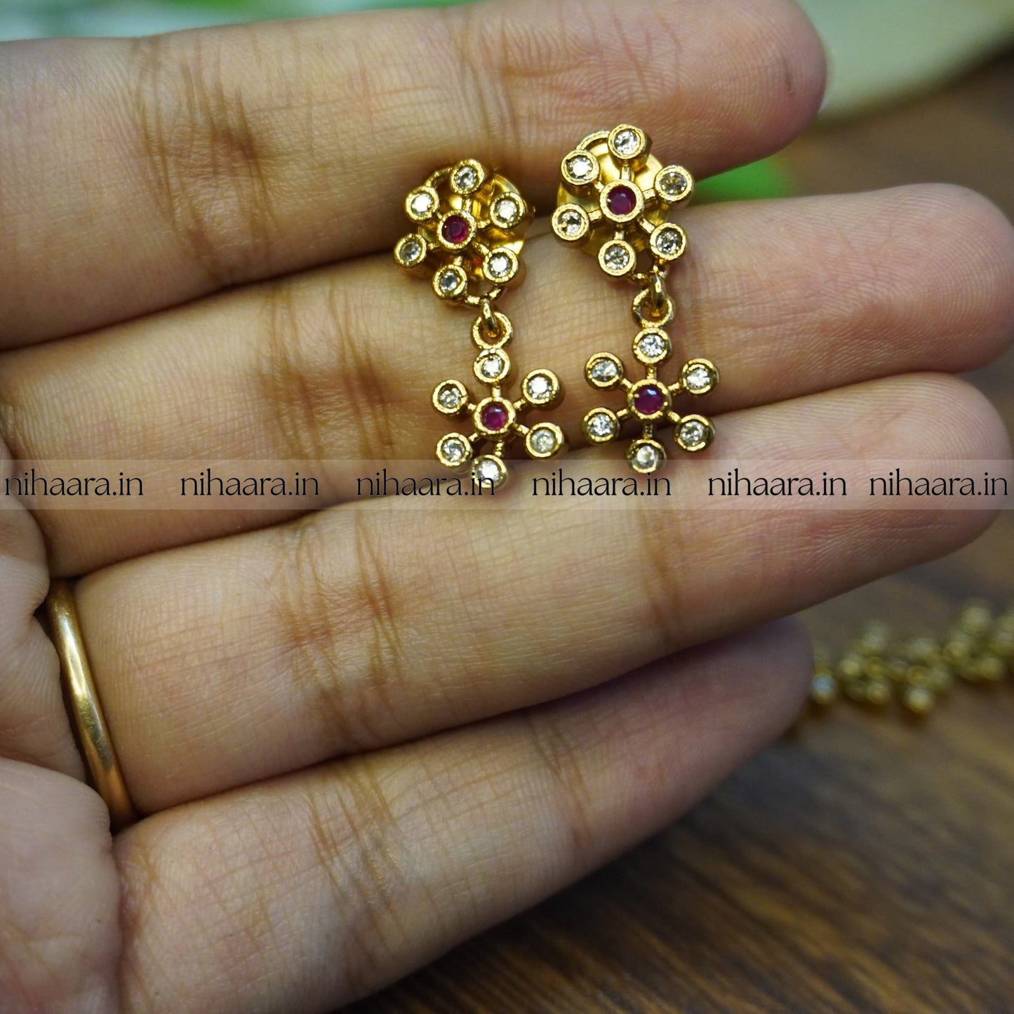 Gold Bhagya Necklace Set - White & Red NA740