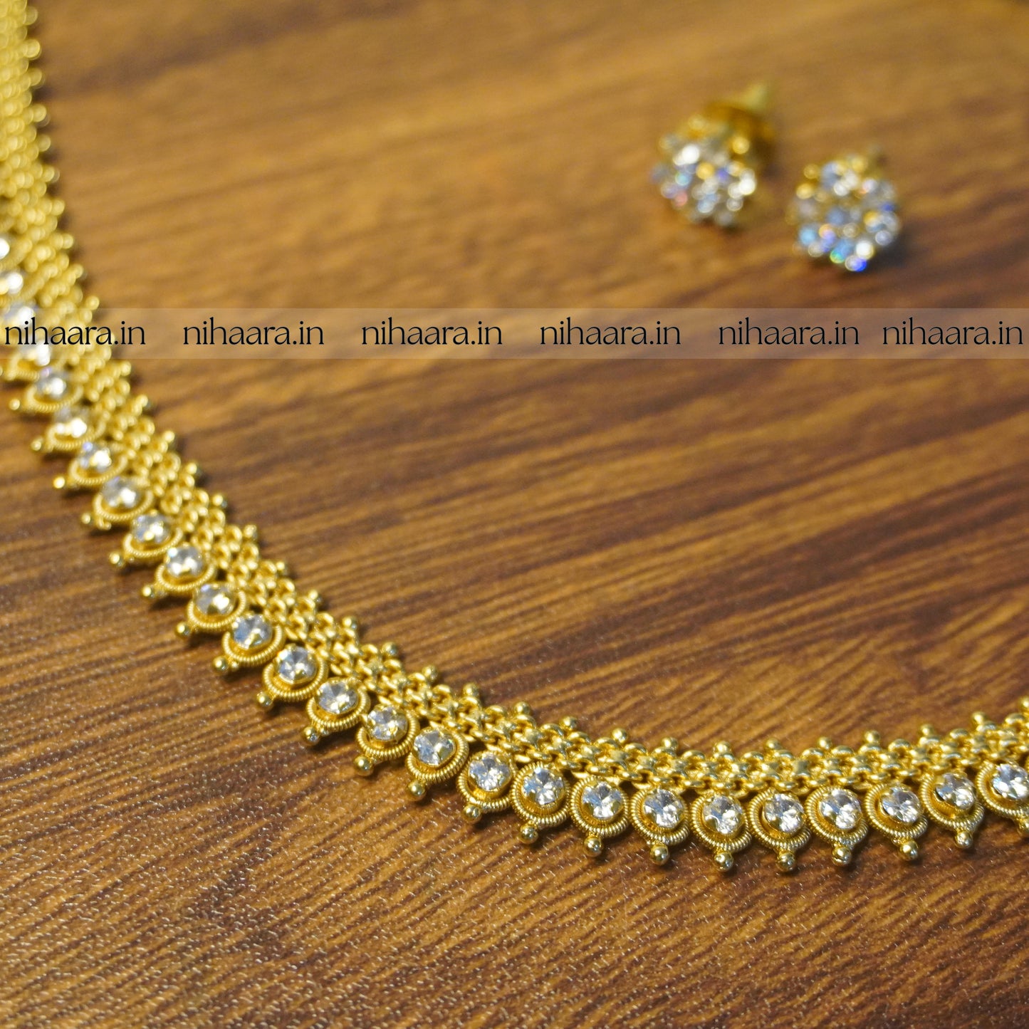 Gold Alankritha Necklace Set - White NA763