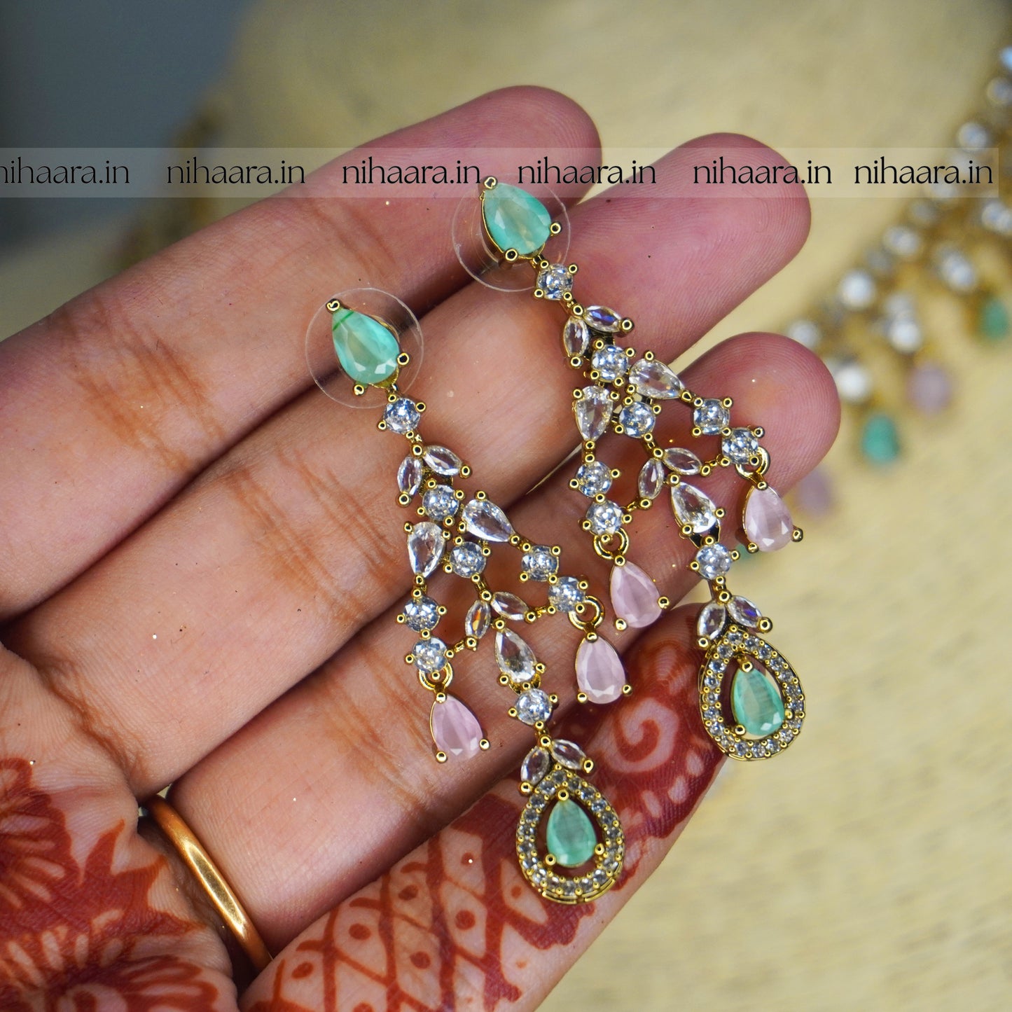 Premium AD Raindrops Necklace Set NA810