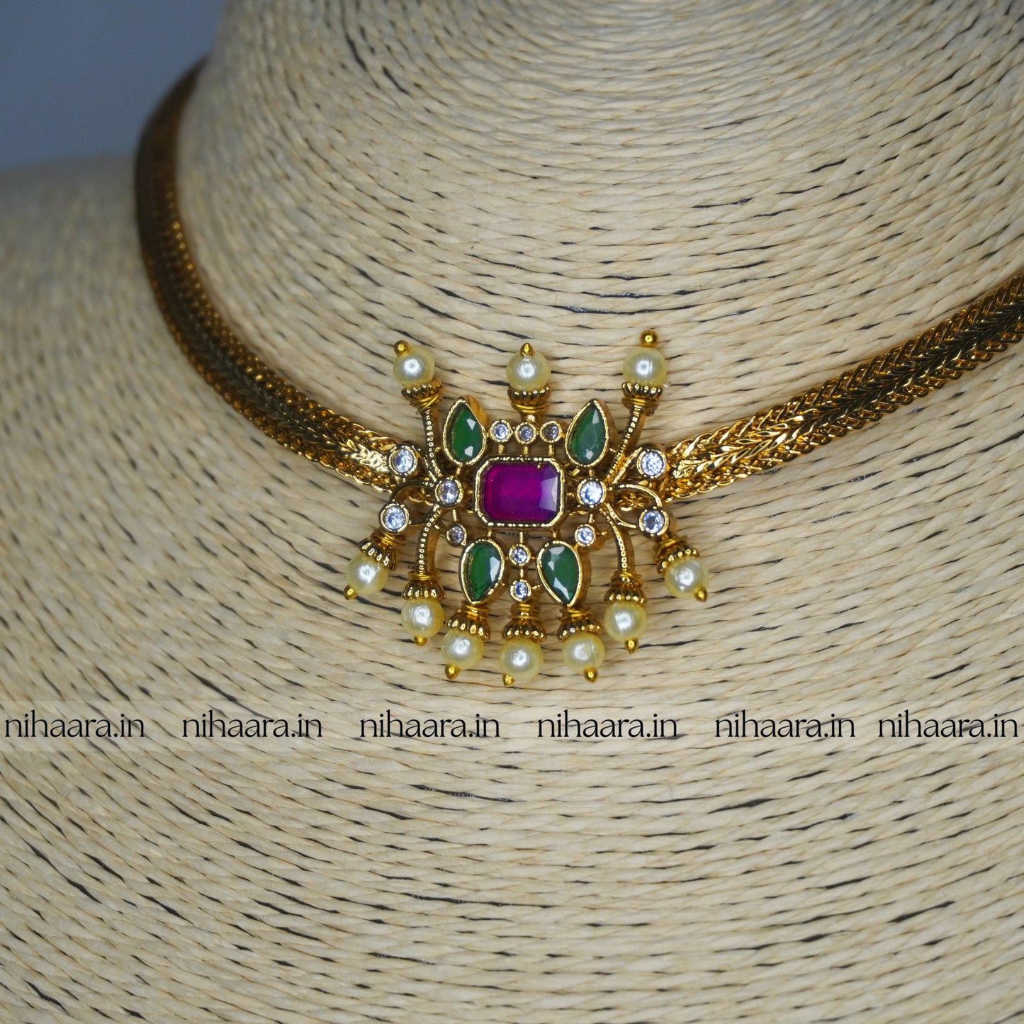 Gold Antique Roopa Choker Set NA732