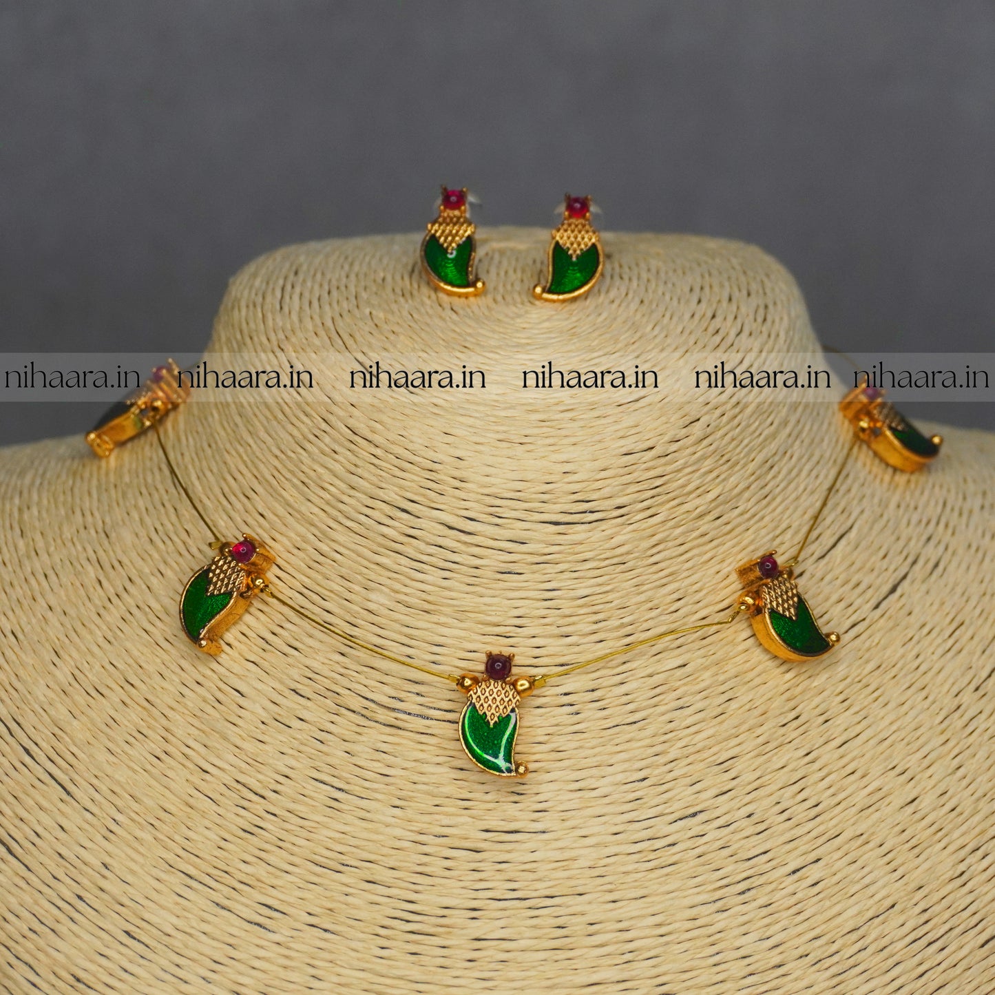 Budget Radha Invisible Paalakka Necklace Set NA838