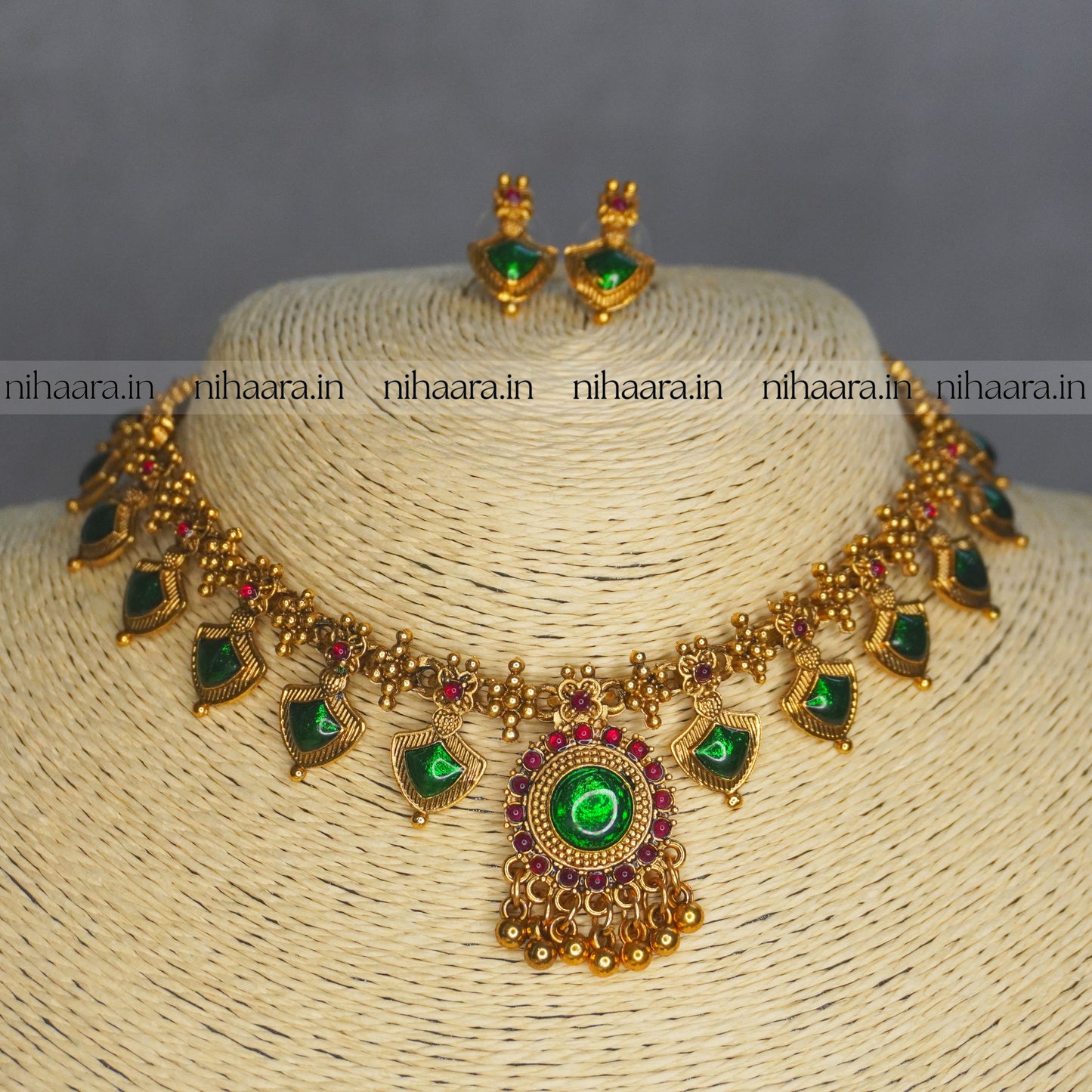 Budget Gold Ambika Palakka Necklace Set NA834