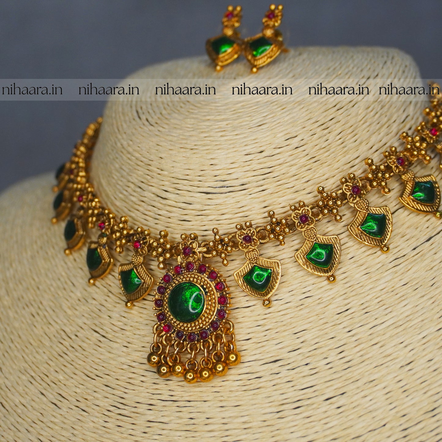 Budget Gold Ambika Palakka Necklace Set NA834