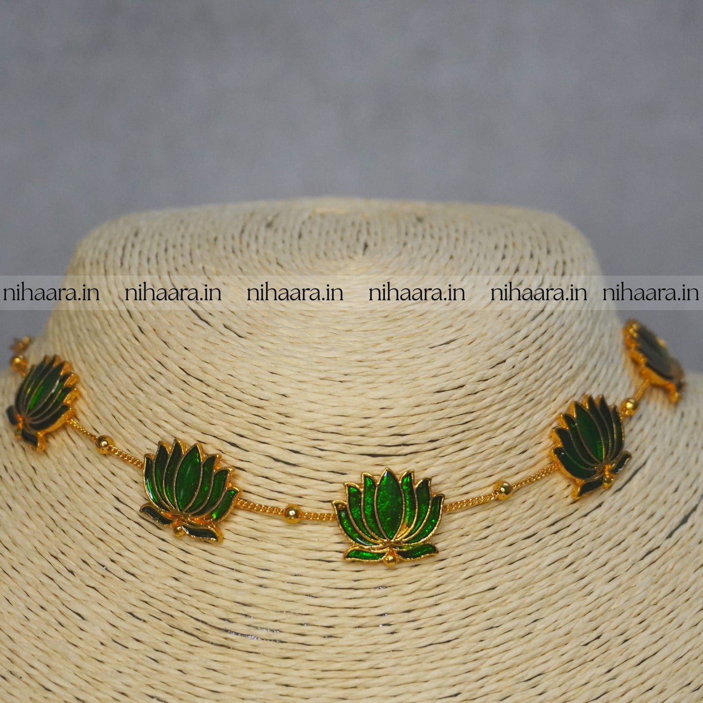 Budget Gold Thaamara Necklace Set - Green NA836