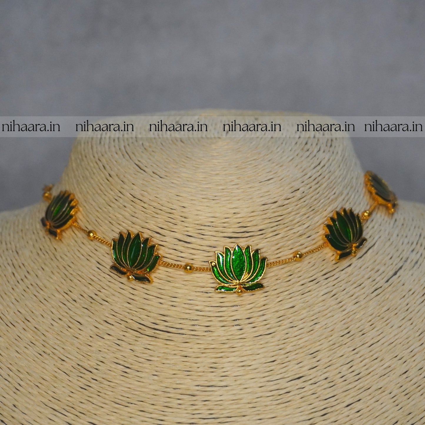 Budget Gold Thaamara Necklace Set - Green NA836