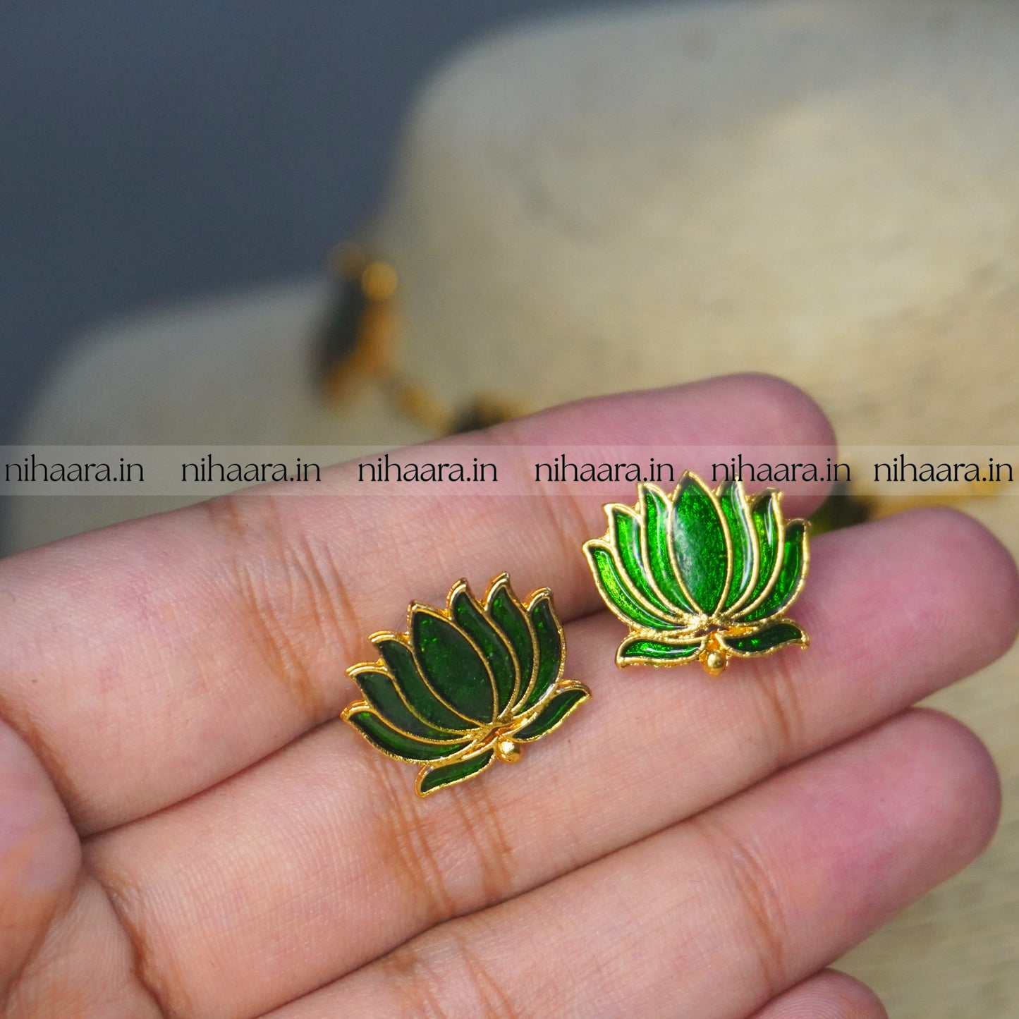 Budget Gold Thaamara Necklace Set - Green NA836