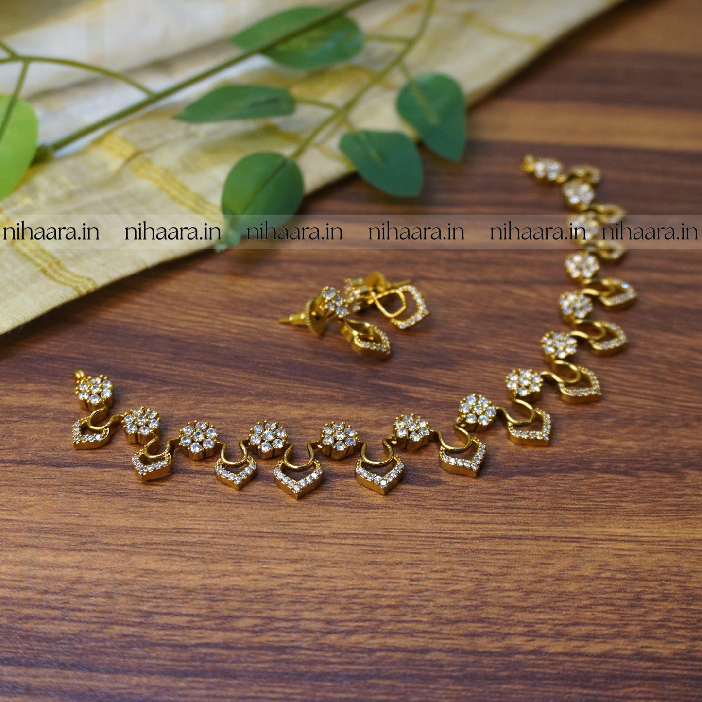 Radiant Minimal Diamond Necklace Set NA702