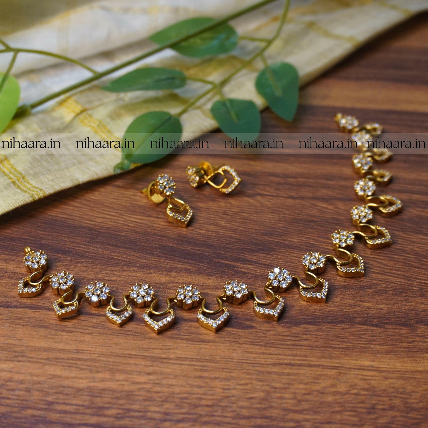 Radiant Minimal Diamond Necklace Set NA702