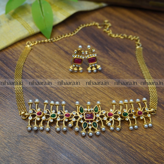 Taruni Golden Choker Set - Red & Green NA739