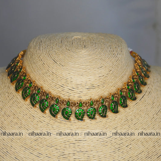 Traditional Gold Aamra Necklace Set - Green NA753