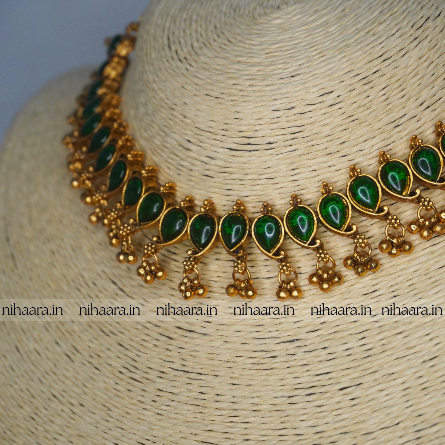 Gold Varsha Kemp Necklace Set - Green NA749