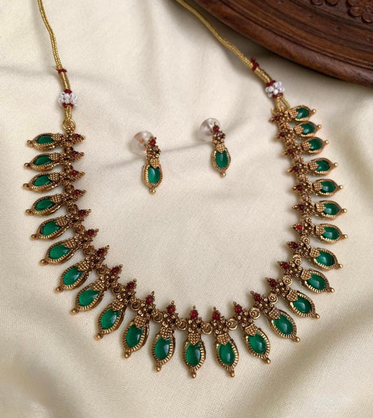 Budget Gold Ananda Paalakka Necklace NA901