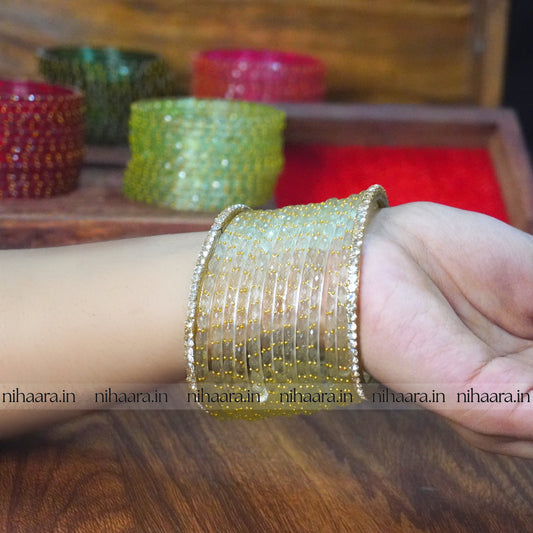 Raindrop Glass Bangles White (1 dozen) NA603